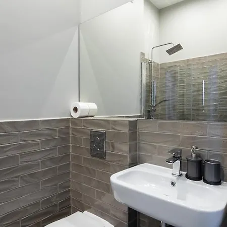 Barbacan - Old Town - By Upstairs Appartement *