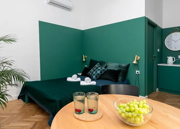 Barbacan - Old Town - By Upstairs * Cracovie